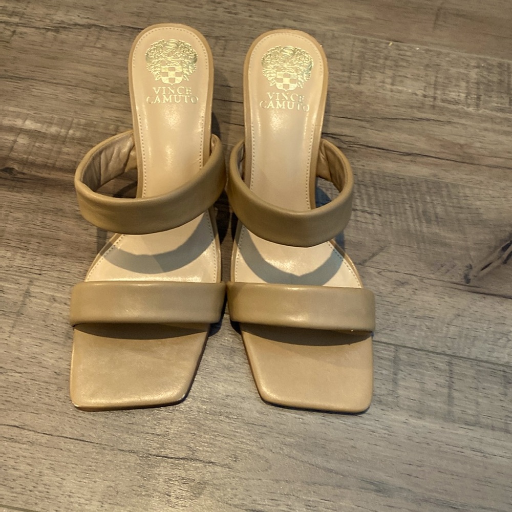Womens Vince camuto size 9 not worn outside